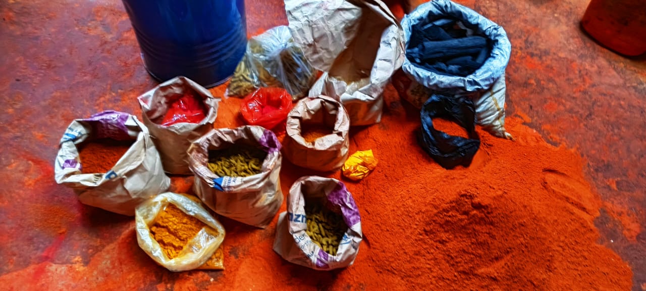 গুড়া মশলার নামে বিষ খাচ্ছি!