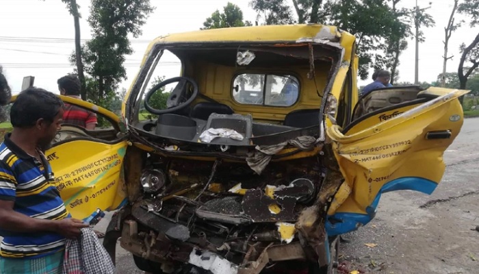 হবিগঞ্জে ট্রাক-পিকআপ সংঘর্ষে ৩ নারী নিহত