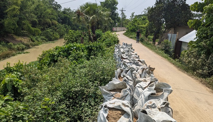 আখাউড়ায় রক্ষা পেল দুই হাজার বিঘা জমি
