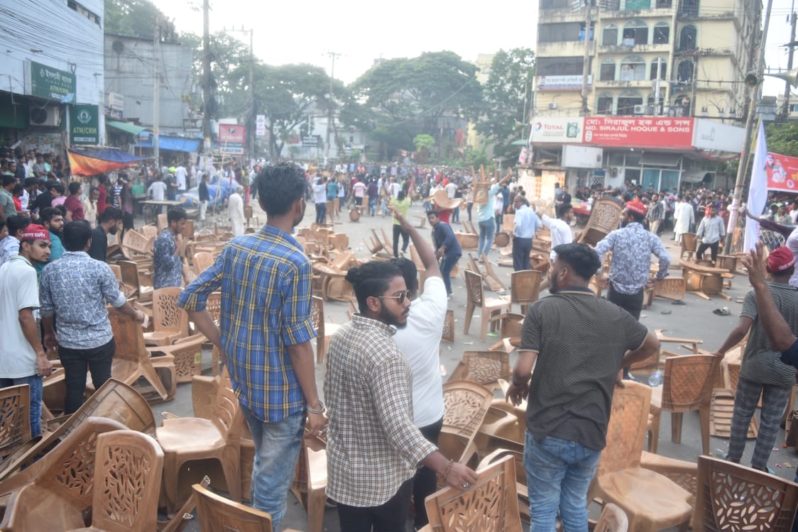 চট্টগ্রামে ১৪ দলের সমাবেশে মারামারি