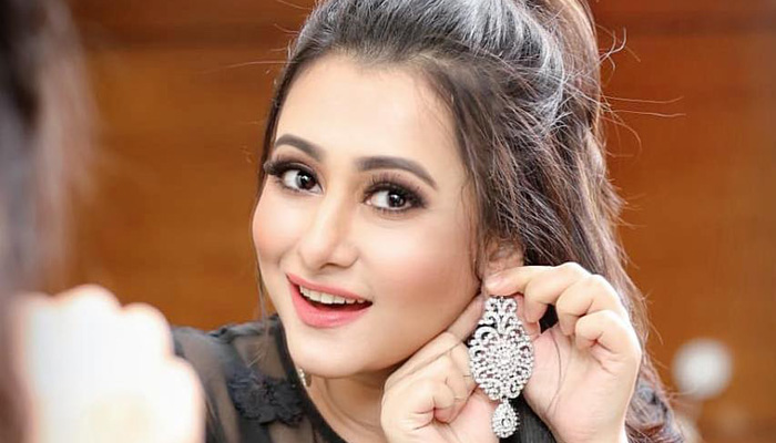উত্থান-পতনে ২৫ বছরে পূর্ণিমা