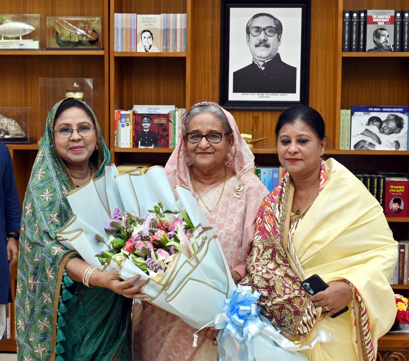গভীর ষড়যন্ত্র হচ্ছে সজাগ থাকুন: শেখ হাসিনা