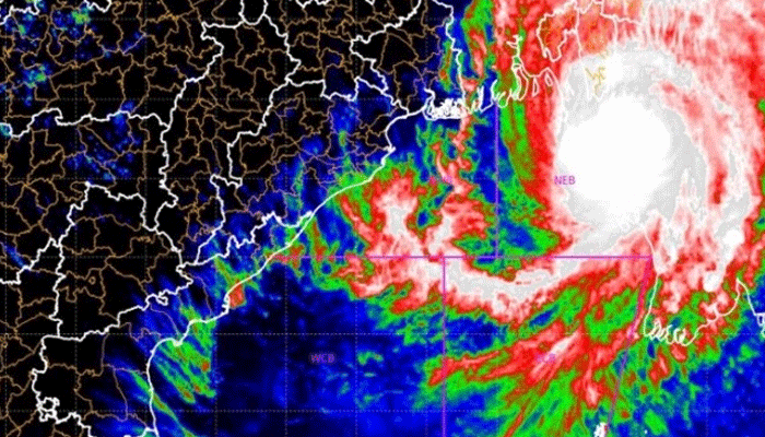 ১০ নম্বর সংকেত নামলো ৩ নম্বর সতর্কতায়
