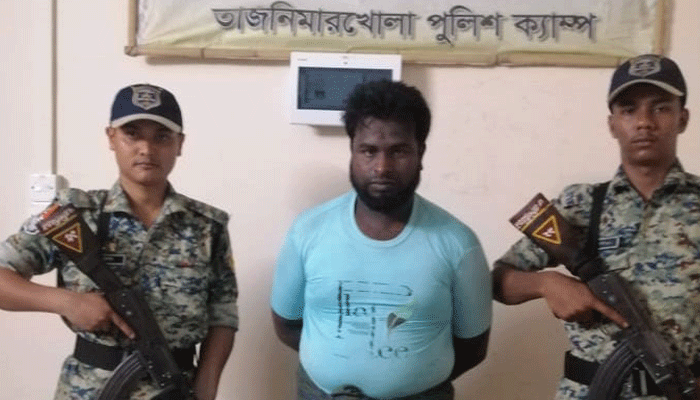 রোহিঙ্গা ক্যাম্প থেকে আরসার শীর্ষ কমান্ডার গ্রেপ্তার