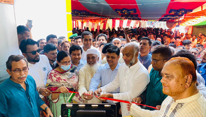 নোয়াখালীর প্রত্যন্ত অঞ্চলে হলো আধুনিক হাসপাতাল