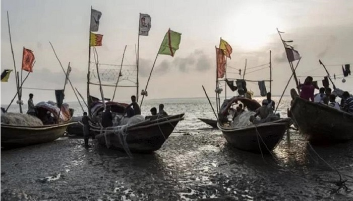 ৬৫ দিন সাগরে মাছ ধরা বন্ধ