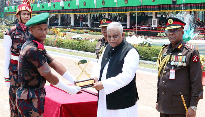 জঙ্গি তৎপরতার কথা শুনলেই ধরে ফেলছি