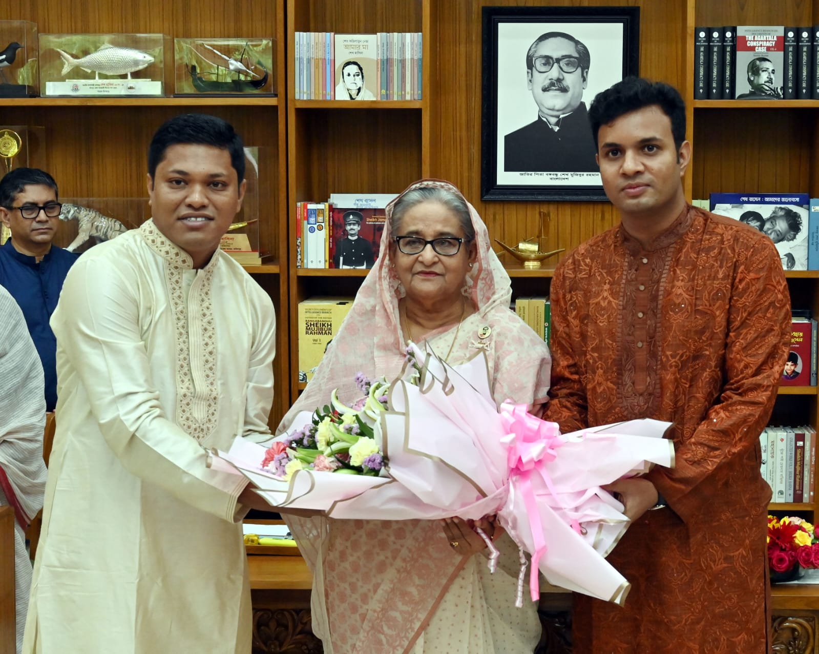 গভীর ষড়যন্ত্র হচ্ছে সজাগ থাকুন: শেখ হাসিনা