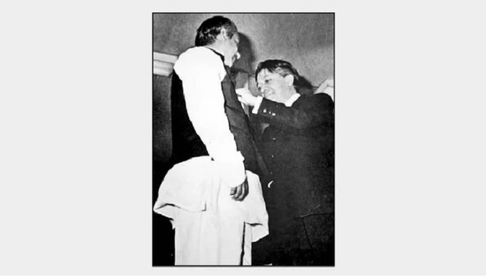 বঙ্গবন্ধুর জুলিও কুরি পদকপ্রাপ্তির ৫০ বছর