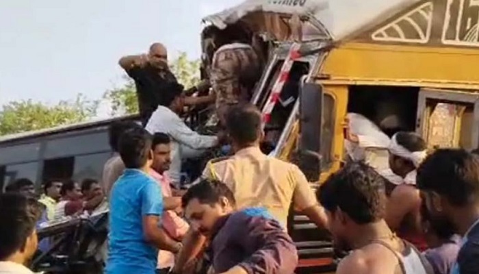 ভারতে বাস-ট্রাকের সংঘর্ষ, নিহত ৭