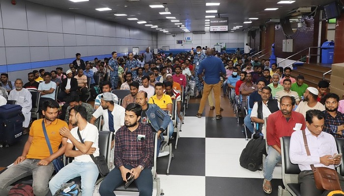 সুদান থেকে ফিরলেন আরও ২৬২ বাংলাদেশি