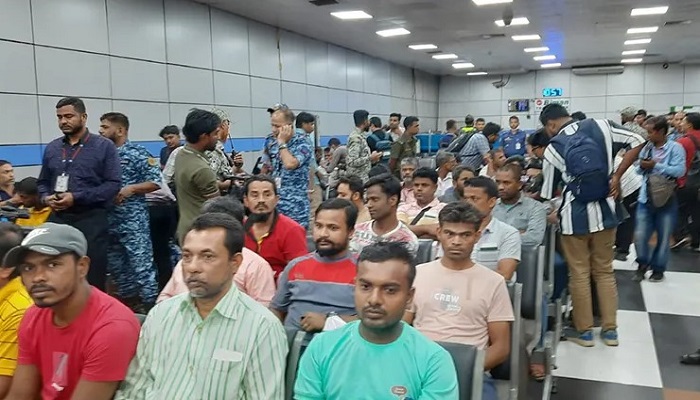 সুদান থেকে ফিরলেন আরও ২৬২ বাংলাদেশি