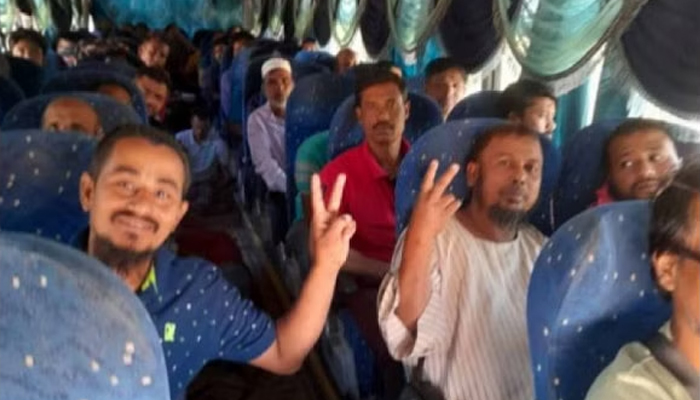 পোর্ট সুদান থেকে জাহাজে জেদ্দা যাওয়ার অপেক্ষায় ৬৫০ বাংলাদেশি