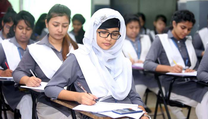 এসএসসি পরীক্ষায় বহিষ্কার ৩৮, অনুপস্থিত ৩২ হাজার ৩৫৬ জন