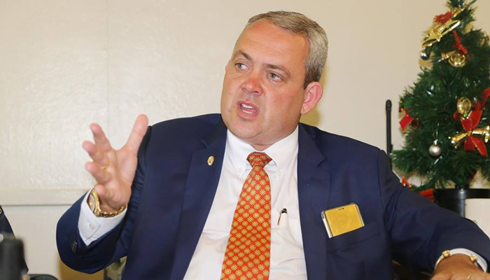 পদ ছাড়ার ঘোষণা দেন জাস্টিন