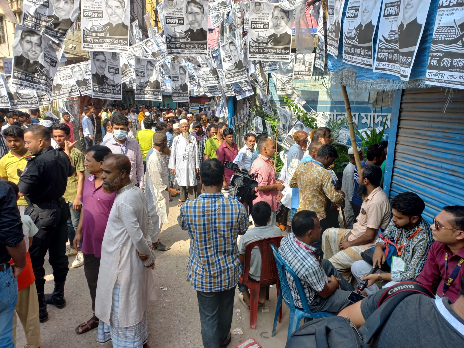 গাজীপুর সিটি নির্বাচনে ভোটগ্রহণ চলছে