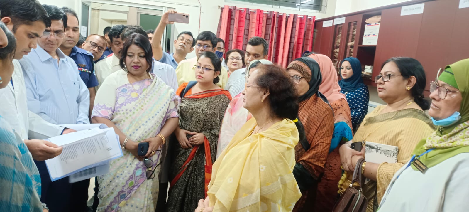 নির্যাতন নারীর উন্নয়ন ও ক্ষমতায়নের ক্ষেত্রে বড় বাধা