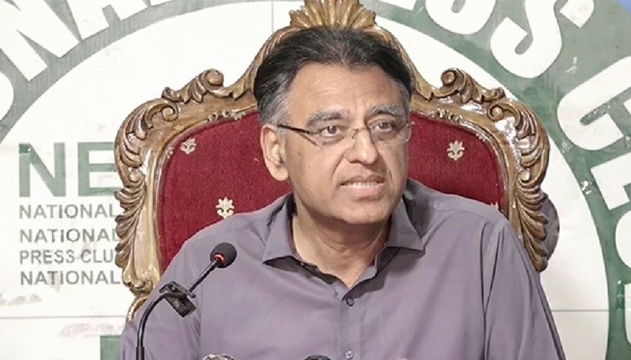আমার দলের নেতাদের পদত্যাগে বাধ্য করা হচ্ছে