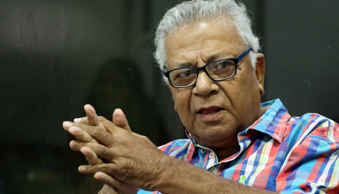 কথাসাহিত্যিক সমরেশ মজুমদার আইসিইউতে
