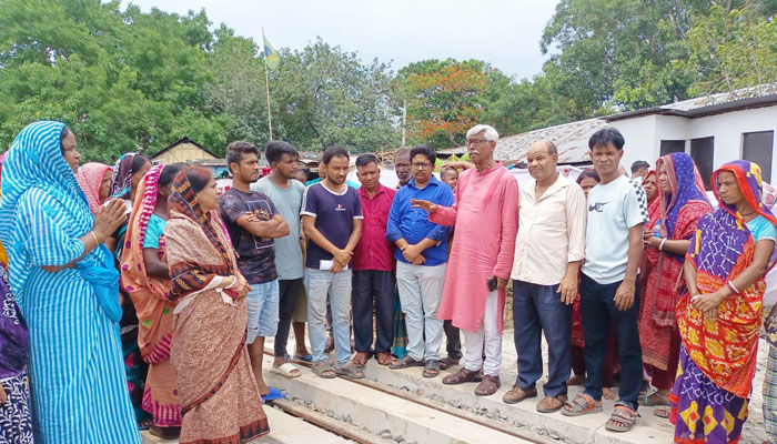 পুনর্বাসনের আশ্বাসের পরও হরিজন ও তেলেগু কলোনীতে উচ্ছেদ প্রক্রিয়া চলছে