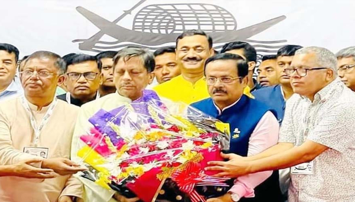 প্রধানমন্ত্রী আস্থায় বিজয় এসেছে