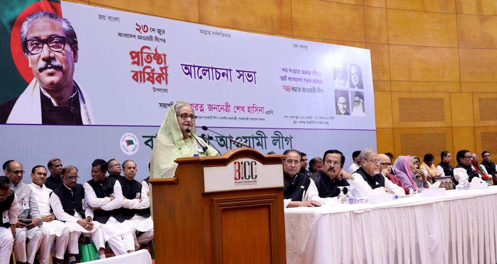 মাতৃভাষায় কথা বলার অধিকার এনেছে আ.লীগ