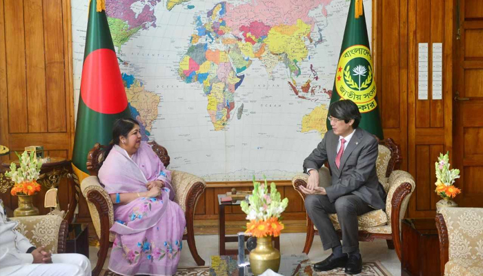 তথ্য-প্রযুক্তি ও অবকাঠামো উন্নয়নে সহায়তায় আশ্বাস