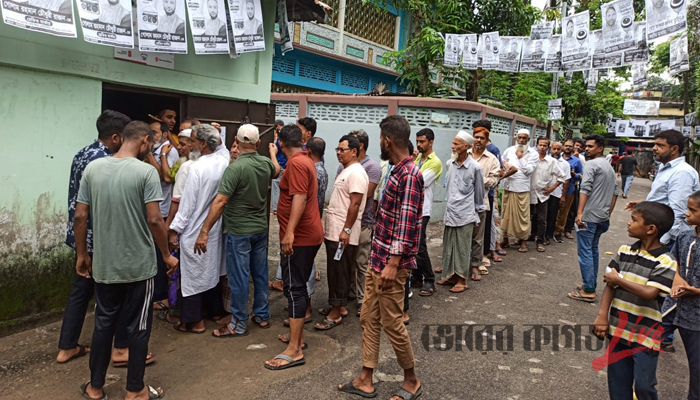 শান্তিপূর্ণভাবে সিসিক ভোটগ্রহণ শেষ