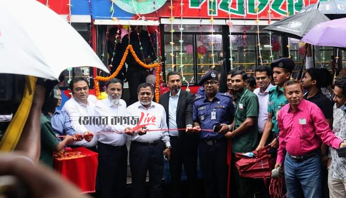 চট্টগ্রামে বিআরটিসির দোতলা বাস দিয়ে পর্যটক বাস চালু
