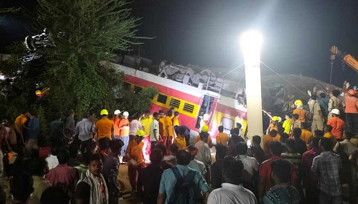 ওড়িশায় ট্রেন দুর্ঘটনায় মৃতের সংখ্যা বেড়ে ২৩৩