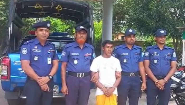 হোসেনপুরে রিয়াদ হত্যা মামলার মূল আসামি গ্রেপ্তার