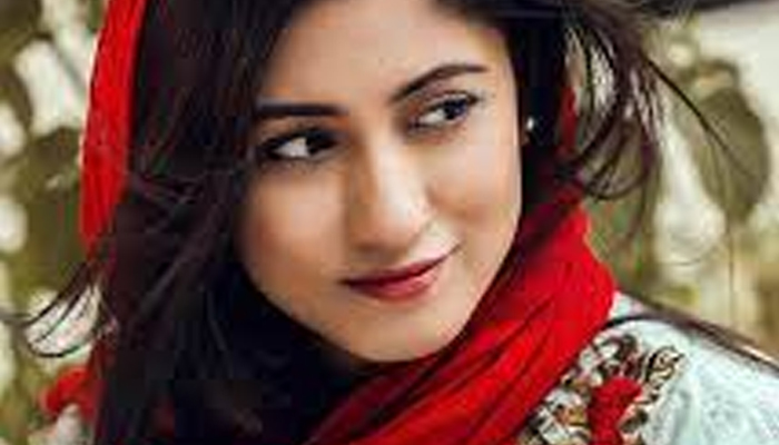 সাফা কবিরের নাম জড়িয়ে মৃত্যুর খবরে যা বললেন অভিনেত্রী