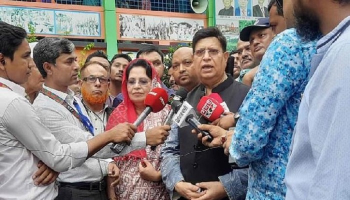 দেশে প্রথম ইভিএমে ভোট দিলাম: পররাষ্ট্রমন্ত্রী