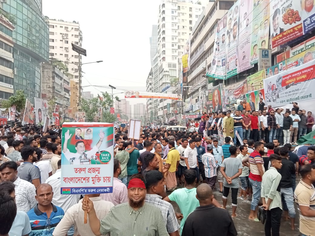 তারুণ্যের শক্তিতেই সরকারের পতন