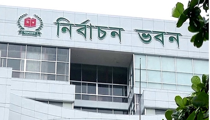 আরাফাত নৌকা, হিরো আলম পেলেন একতারা