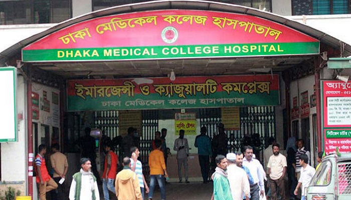 গভীর রাতে নিরাপত্তাকর্মীকে কুপিয়ে হত্যা
