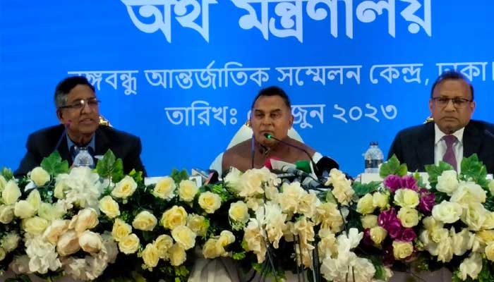 কর দিতে না চাওয়ার মানসিকতা থেকে বের হতে হবে