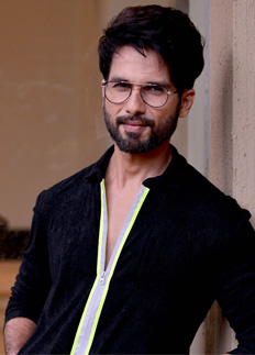 কারিনাকে নিয়ে যা বললেন শাহিদ