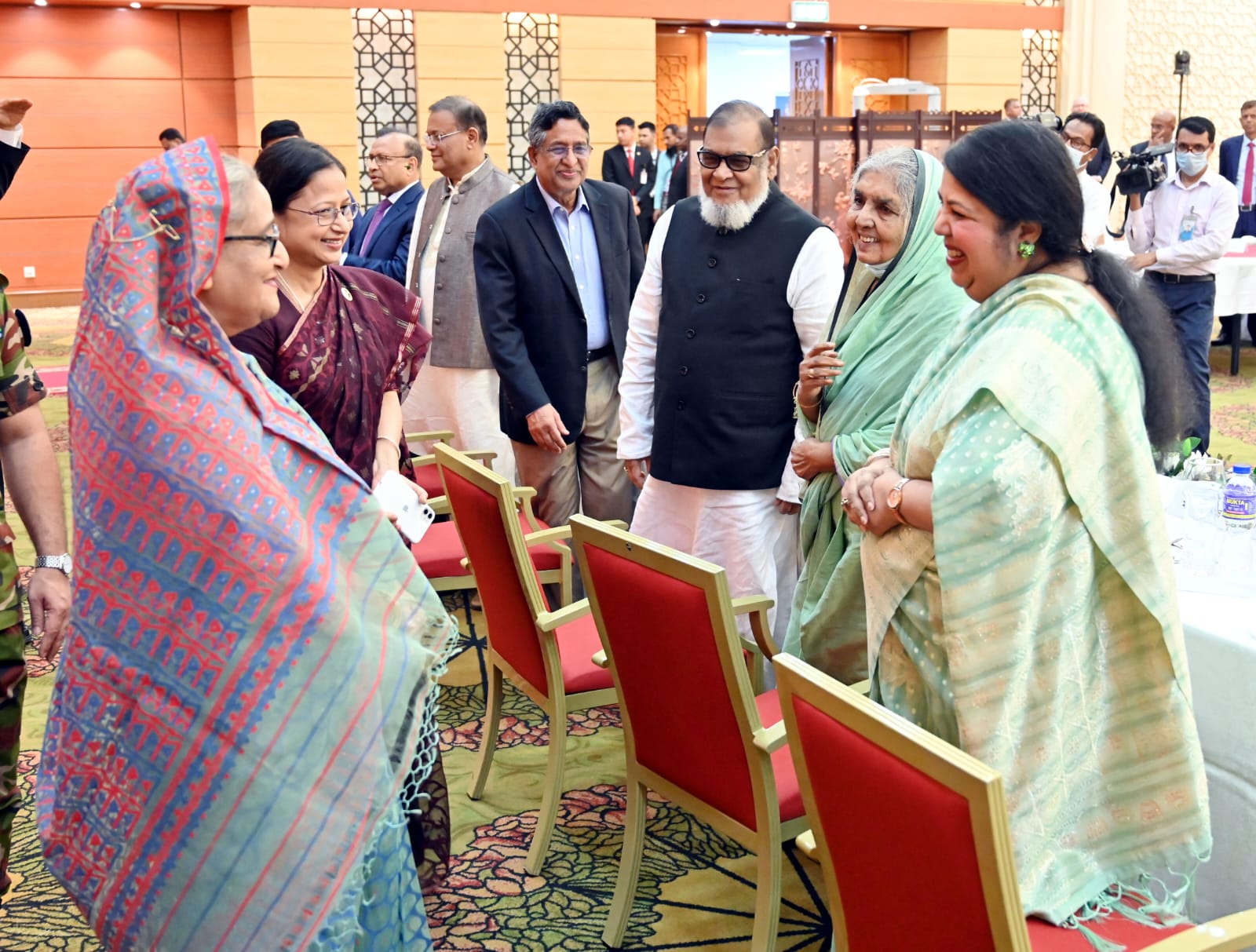 বাজেট পরবর্তী নৈশভোজে প্রধানমন্ত্রী