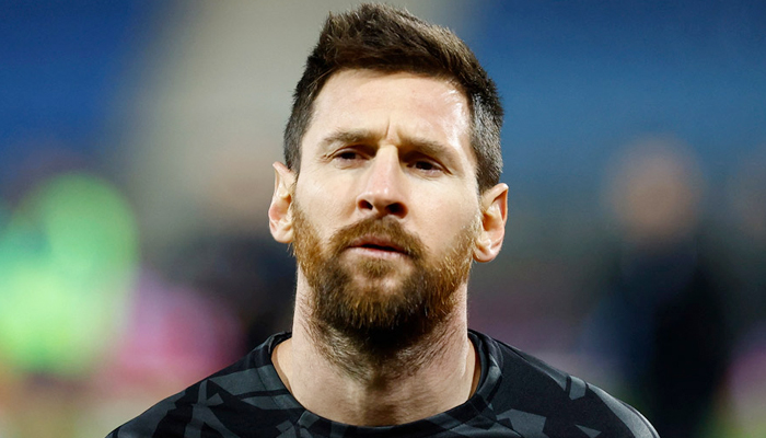 এক বছরের ছুটি চাইলেন মেসি