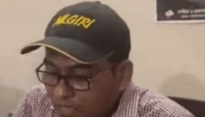 ভূমি কর্মকর্তার স্ত্রীর অফিস করেন স্বামী,ভিডিও ভাইরাল