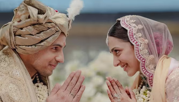 পৃথিবীর যে প্রান্তেই থাকি না কেন, ও সঙ্গে থাকলে সেটাই আমার ঘর
