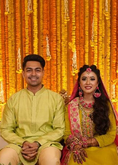 টিএম পরিবারে ঐশীর অন্যরকম হলুদ সন্ধ্যা