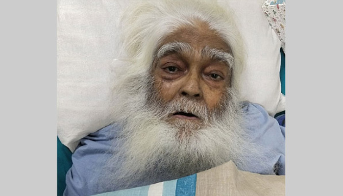 সিরাজুল আলম খান লাইফ সাপোর্টে