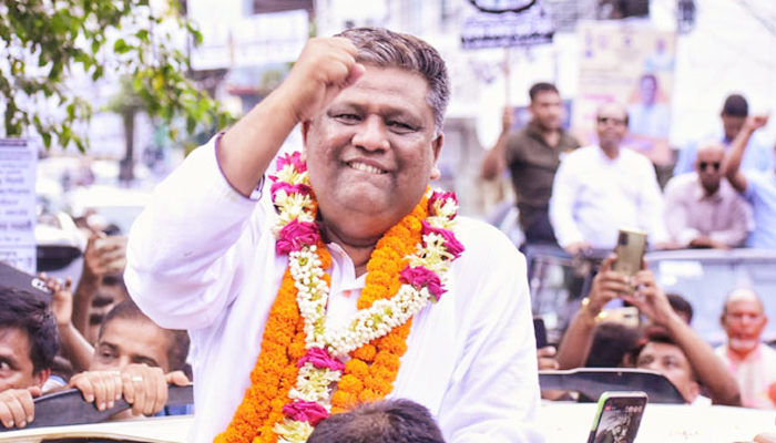 সিলেটের নতুন মেয়র আনোয়ারুজ্জামান