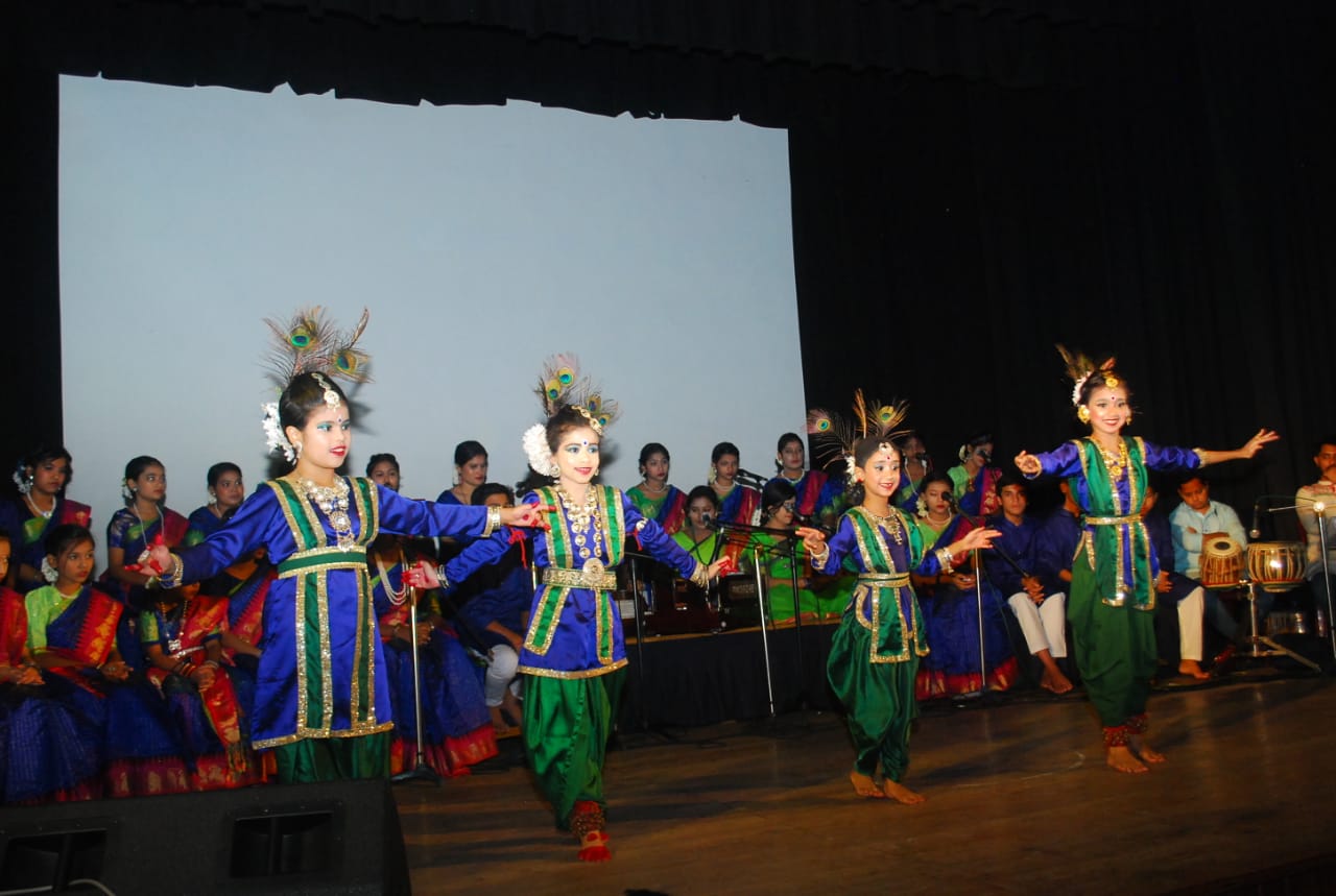 নাচ-গান-আবৃত্তিতে চট্টগ্রামে খেলাঘরের বর্ষাবরণ