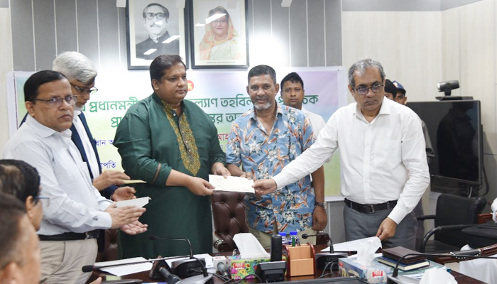 ছাত্রীদের জন্য বঙ্গমাতা আন্তঃকলেজ গোল্ডকাপ ফুটবল টুর্নামেন্ট হবে