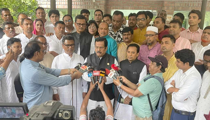 বিএনপিকে রাজনৈতিকভাবে প্রতিহতের ঘোষণা