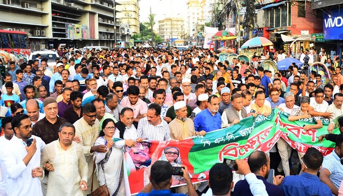 পেট্রোলবোমা বাহিনীকে মাঠে নামিয়েছে তারেক জিয়া