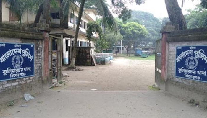কুলিয়ারচরে চোরাই মদসহ গ্রেপ্তার ১